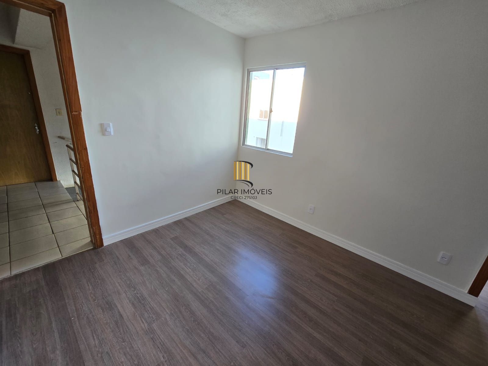Apartamento no bairro Restinga semi mobiliado - 2 dormitórios - 1 vaga