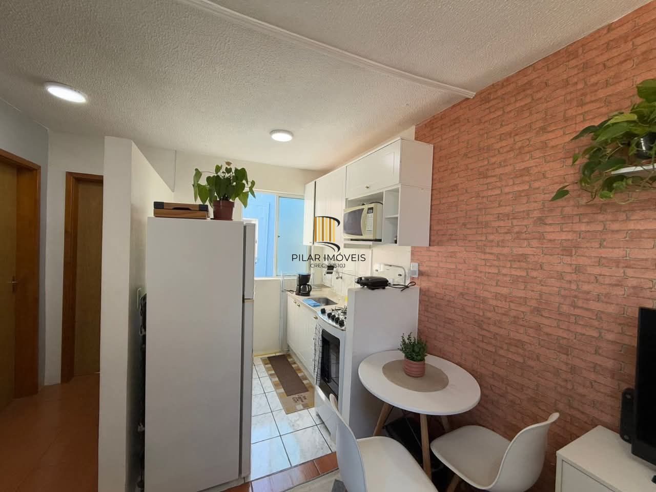 Apartamento mobiliado 2 dormitórios - Restinga