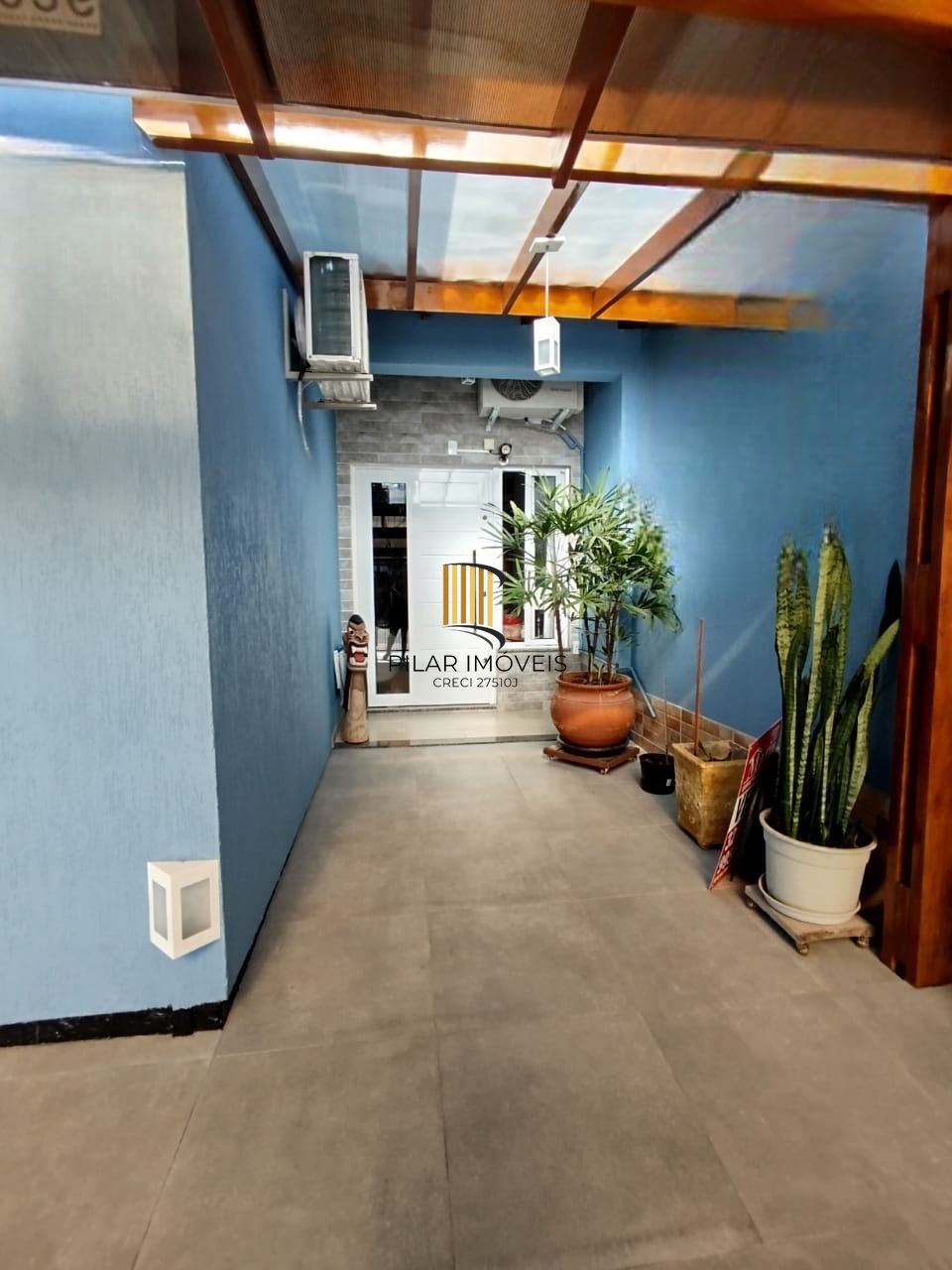 Casa no bairro Hípica - 2 dormitórios