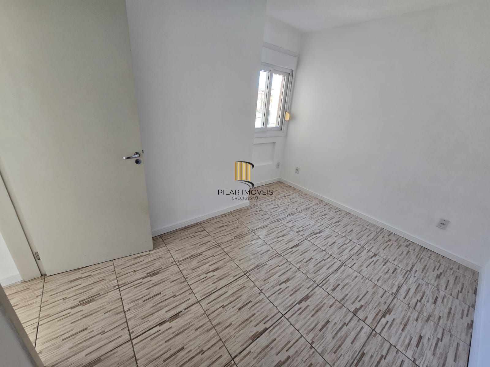 Apartamento no bairro Restinga - 2 dormitórios
