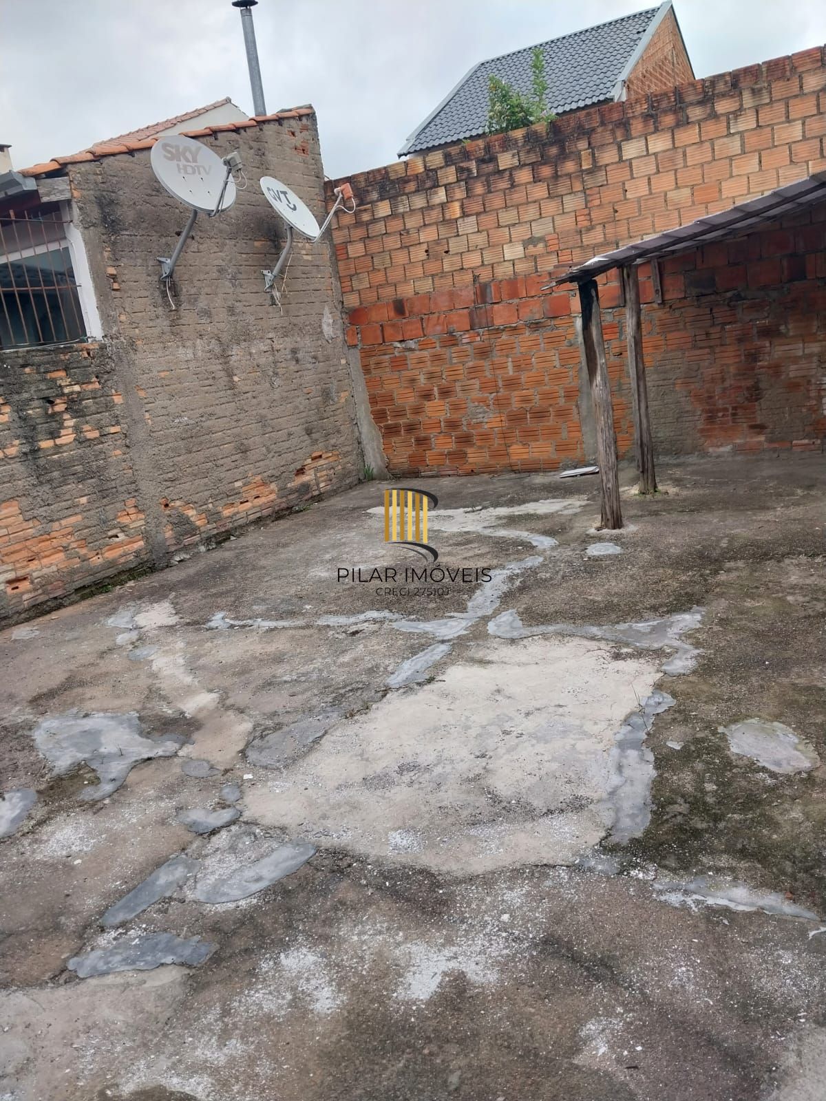 Casa no bairro Hípica - 2 dormitórios