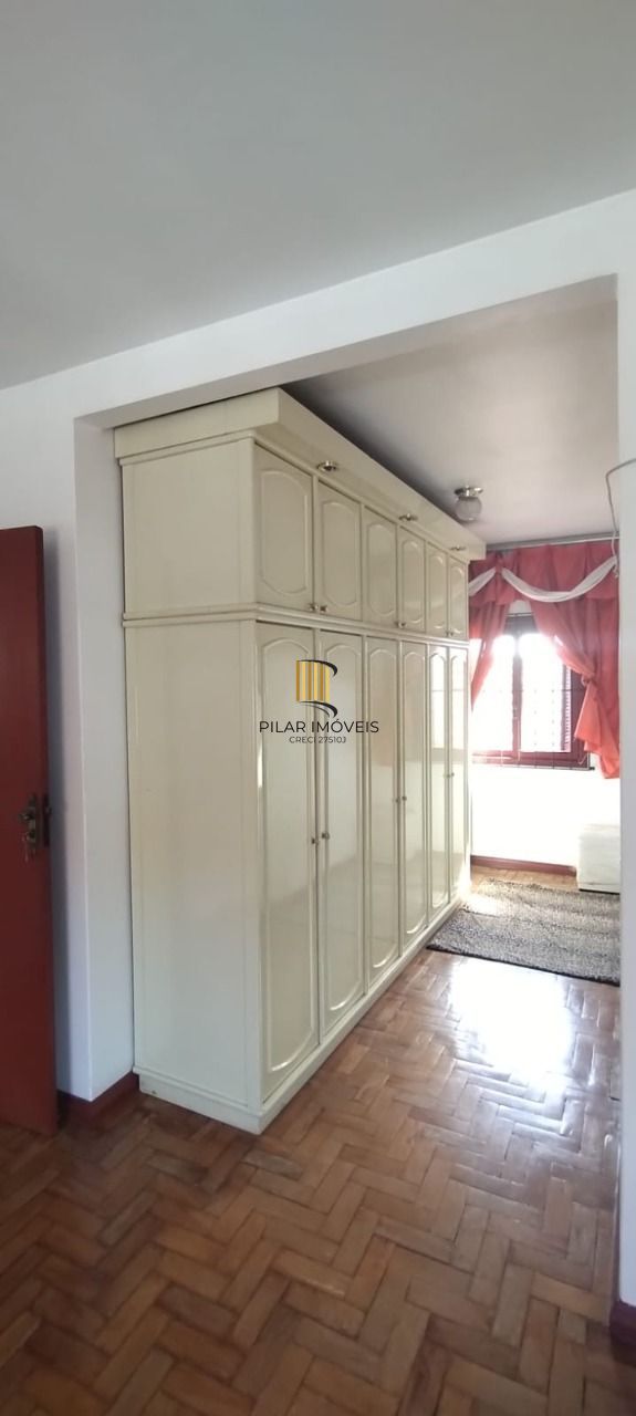 Casa no bairro Santa Tereza - Vila dos Comerciários - 5 dormitórios