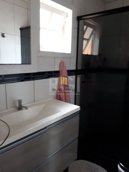 Casa com 4 dormitórios no bairro Vila Nova
