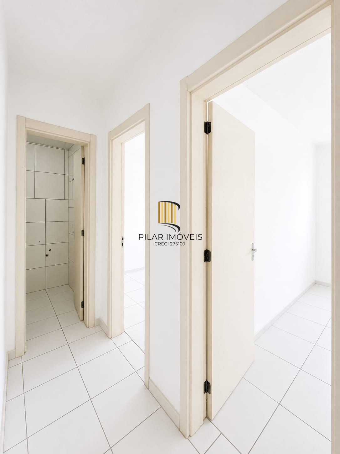 Apartamento no Bairro restinga - 2 Dormitórios
