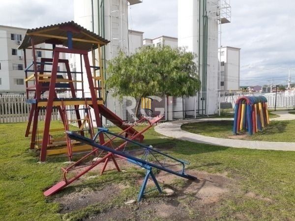 Apartamento no bairro Hípica - 2 dormitórios