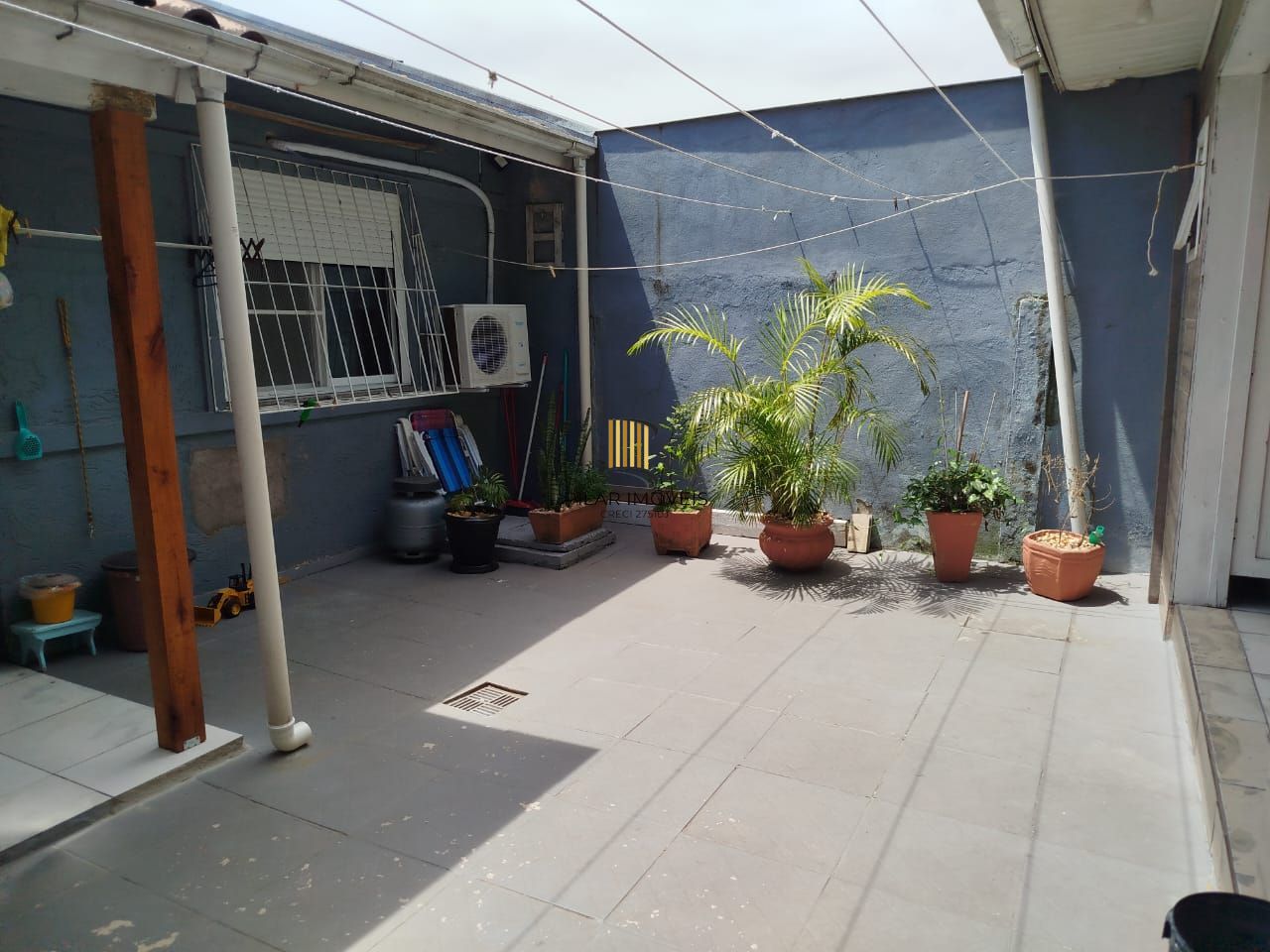 Casa no bairro Hípica - 2 dormitórios