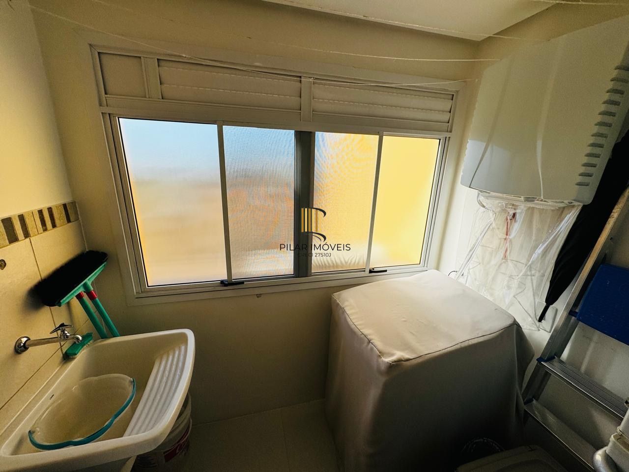 Apartamento no bairro Aberta dos Morros - 2 dormitórios