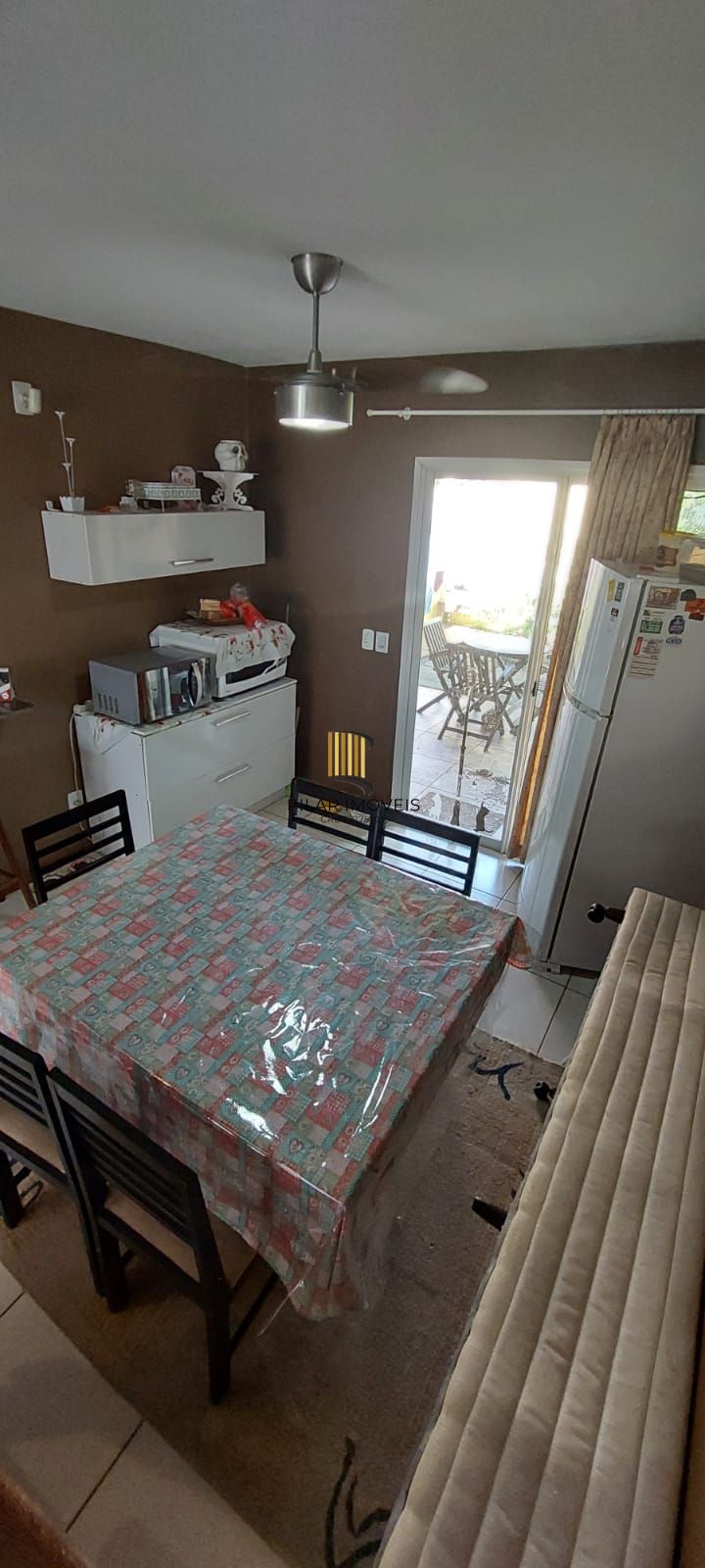 Casa de Condominio - 3 Dormitórios