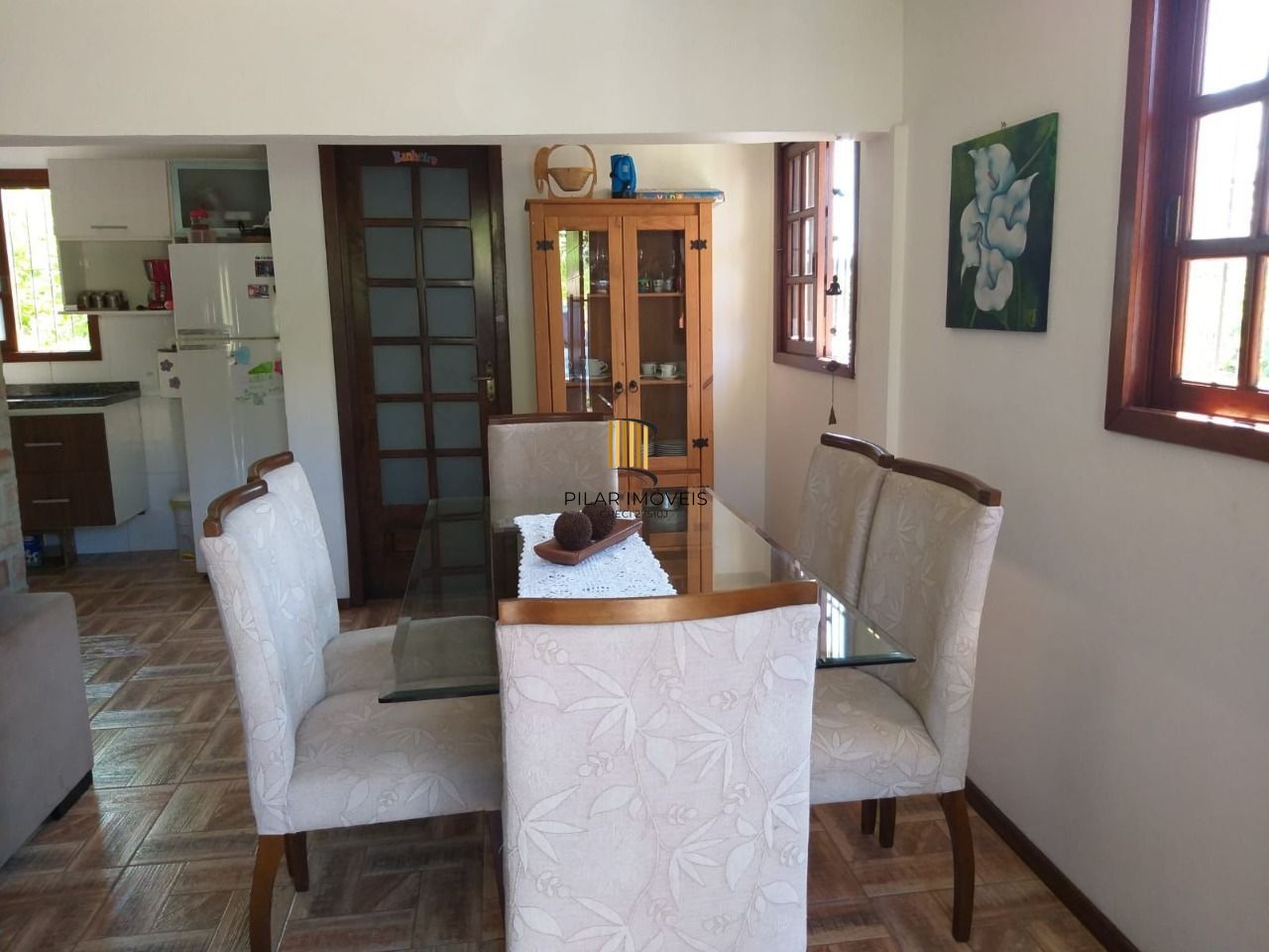Casa para Venda - 300m², 5 dormitórios, 4 vagas - Vila Nova