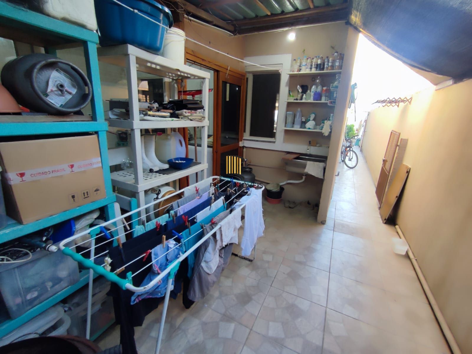 Casa no bairro Hípica - 2 dormitórios