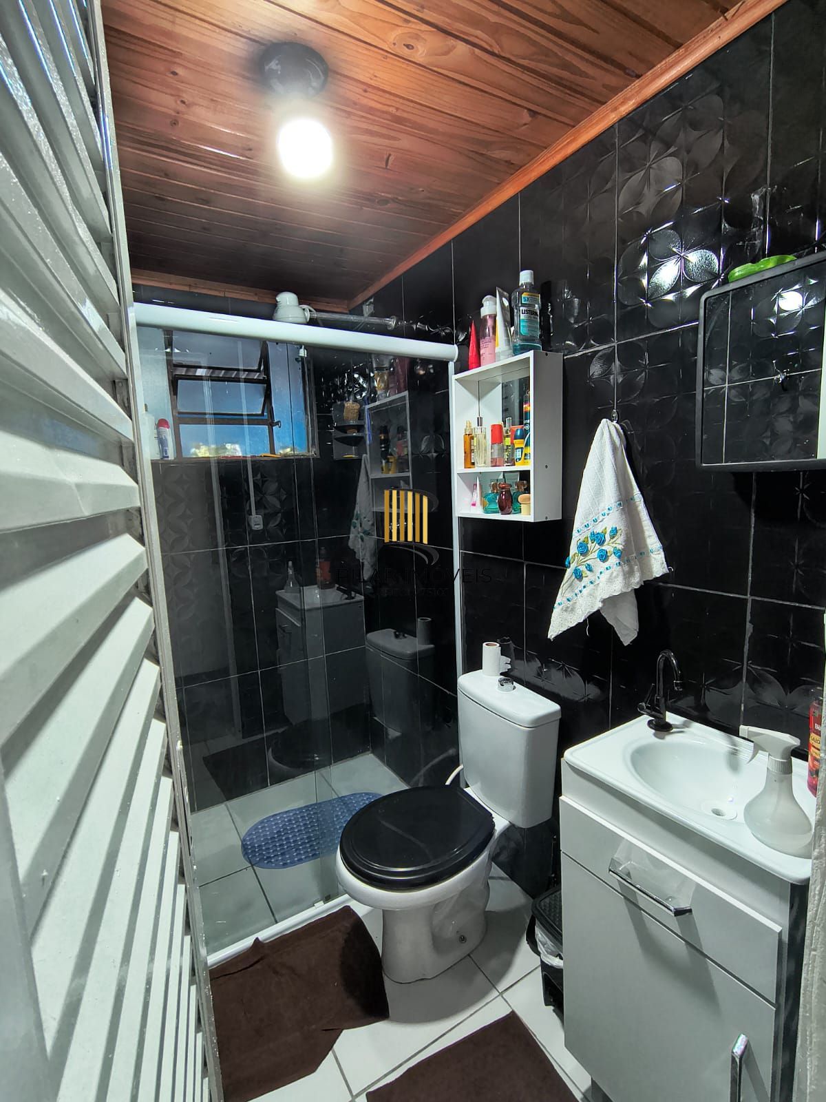 Casa de um dormitório no bairro Hípica