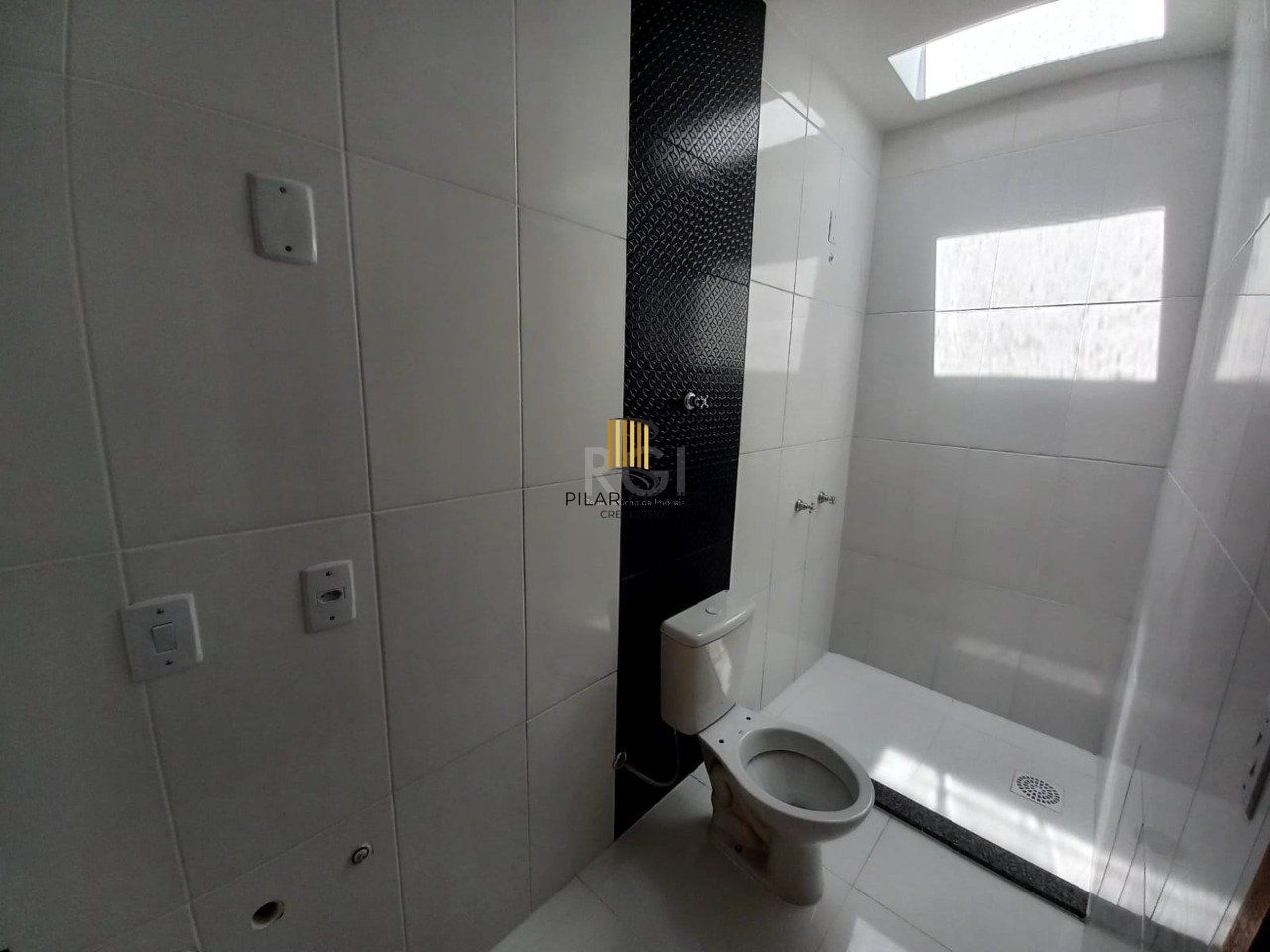 Sobrado no Bairro Aberta dos Morros - 3 Dormitórios