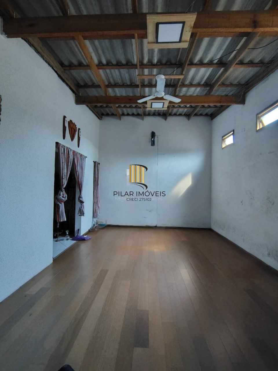 Casa no bairro Restinga - 3 dormitórios FINANCIÁVEL