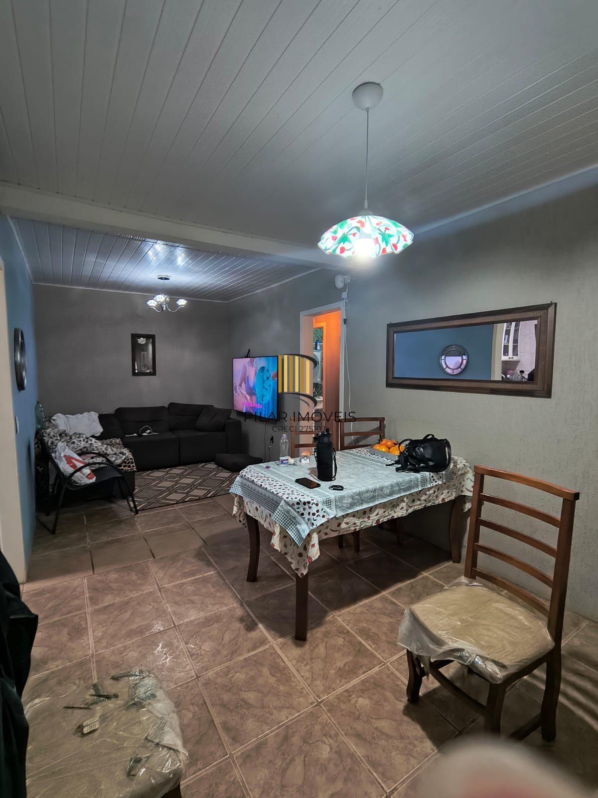 Casa de esquina com 3 dormitórios no bairro Campo Novo