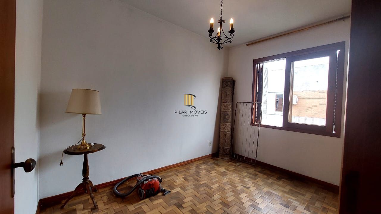 Apartamento no bairro Cristal 2 dormitórios -  1 vaga de garagem