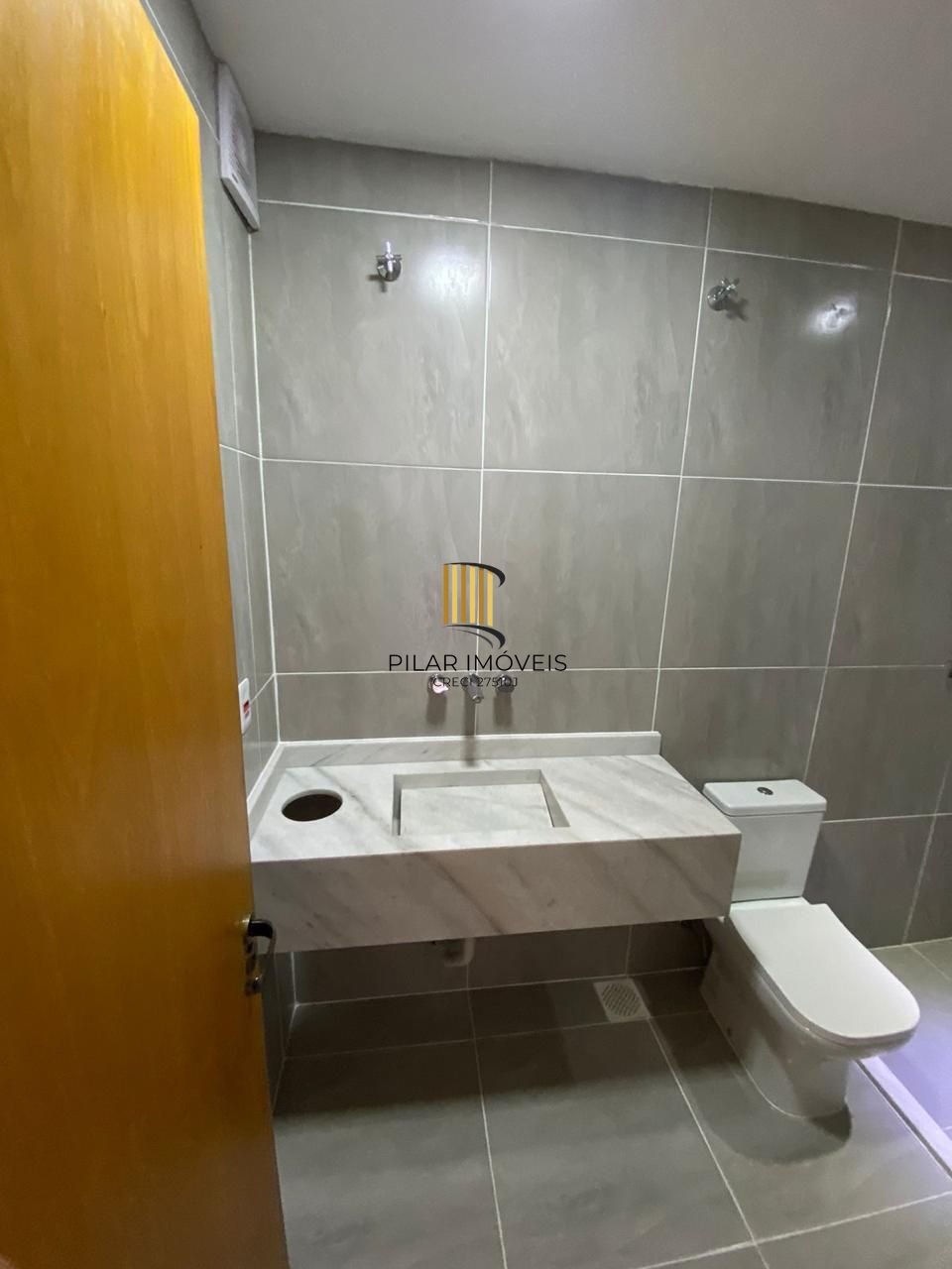 Casa 3 dormitórios no bairro Aberta dos Morros