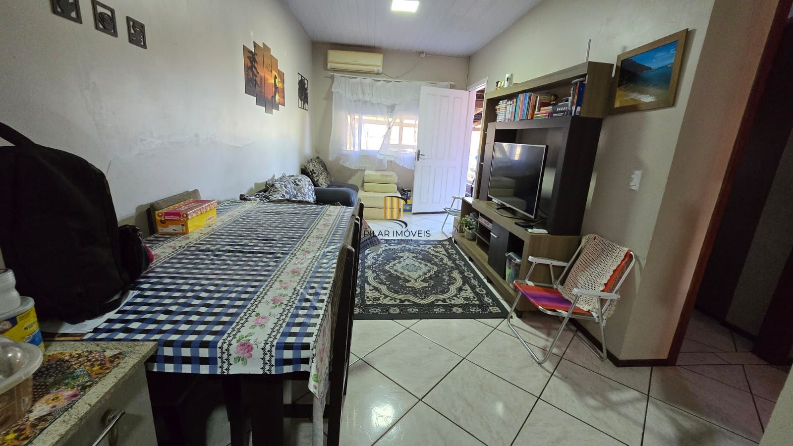 Casa no bairro Hípica - 2 dormitórios