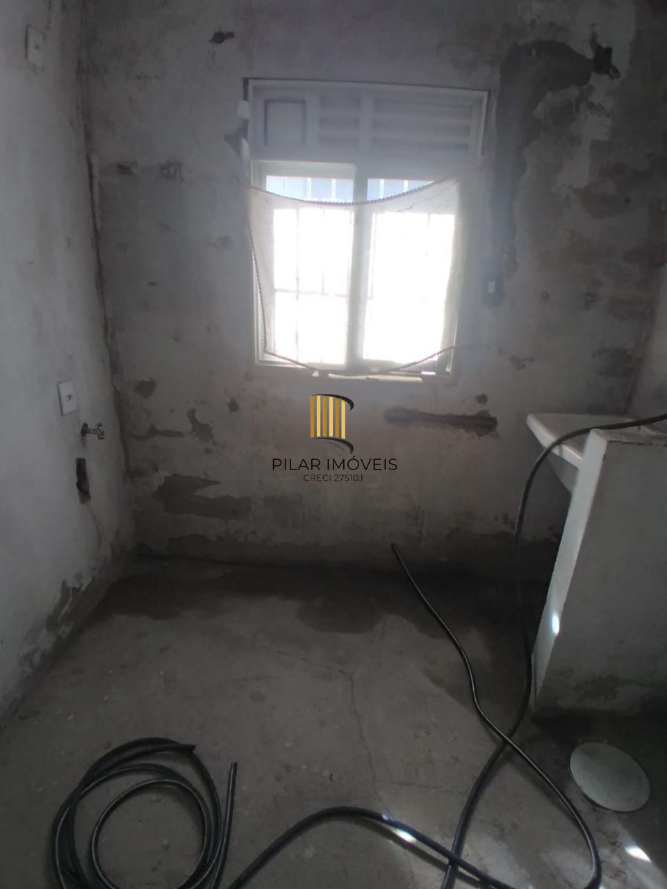 Sobrado no bairro Aberta dos Morros - 3 dormitórios - 1 suíte