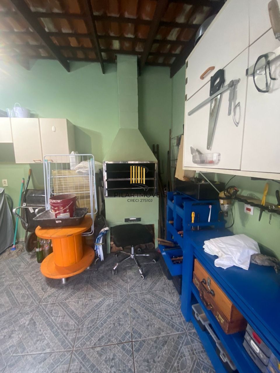 Casa 2 dormitórios no bairro Hípica