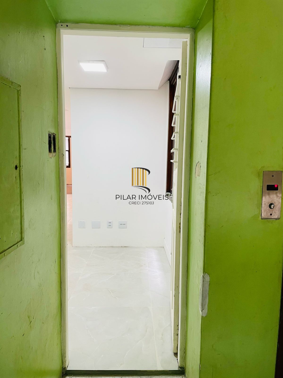 Apartamento Bairro centro- 3 dormitórios ,Sendo 1 suíte.