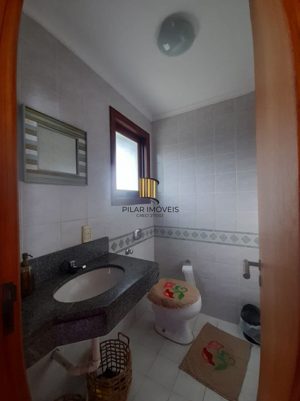 Apartamento no bairro Ipanema - 3 dormitórios - 1 suíte