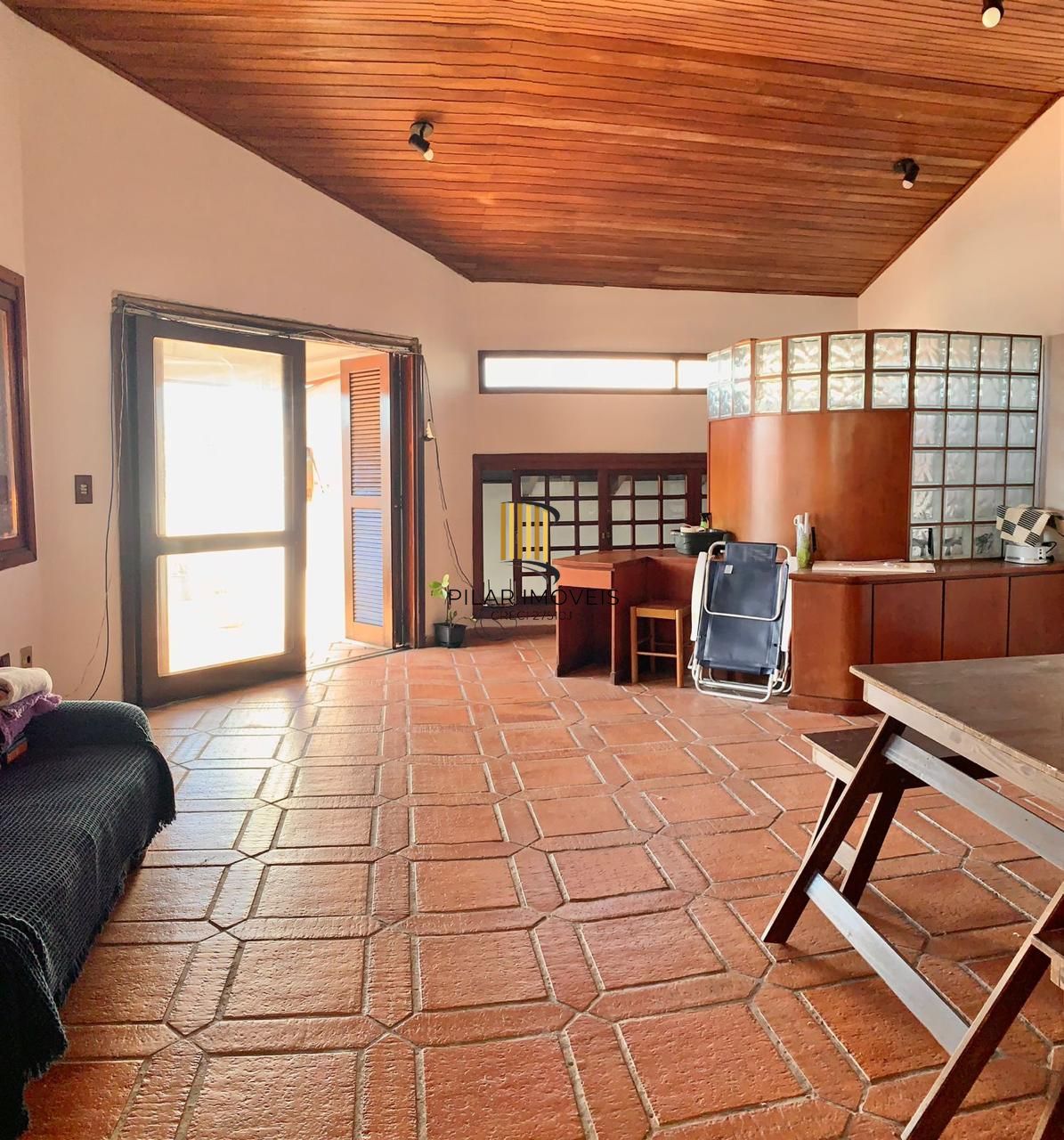 Cobertura de 2 dormitórios no bairro Santo Antonio