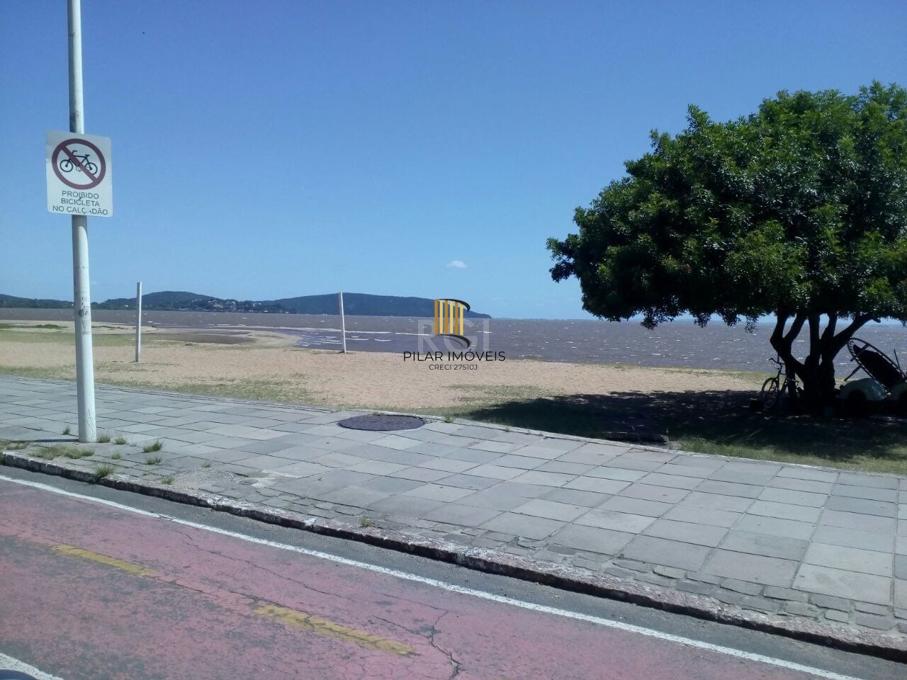Casa no bairro Guarujá - Pilar Imóveis