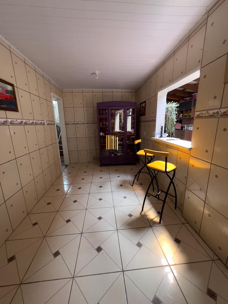 Ampla casa no Bairro Restinga 4 Dormitórios sendo um suíte