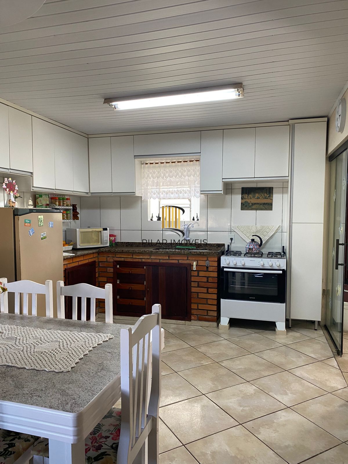 Casa em Cidreira com 4 dormitorios