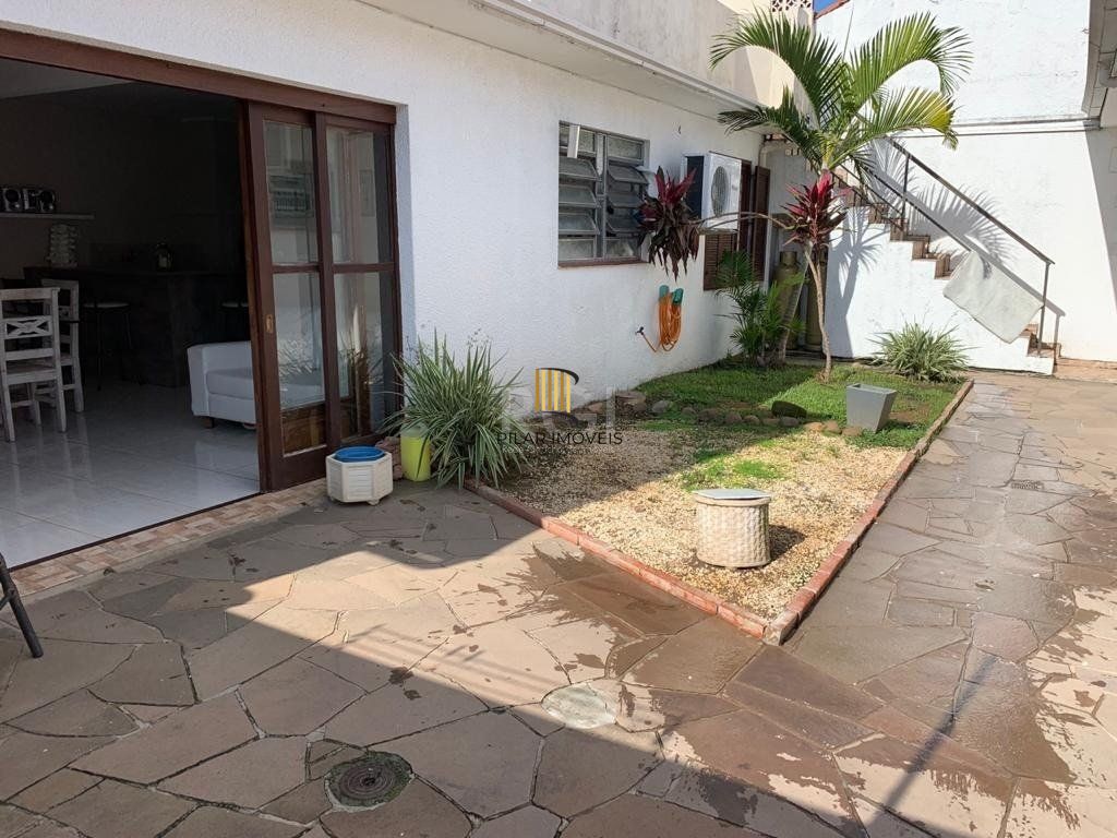 Casa para Venda - 323m², 4 dormitórios, sendo 2 suites, 3 vagas - Jardim Itu
