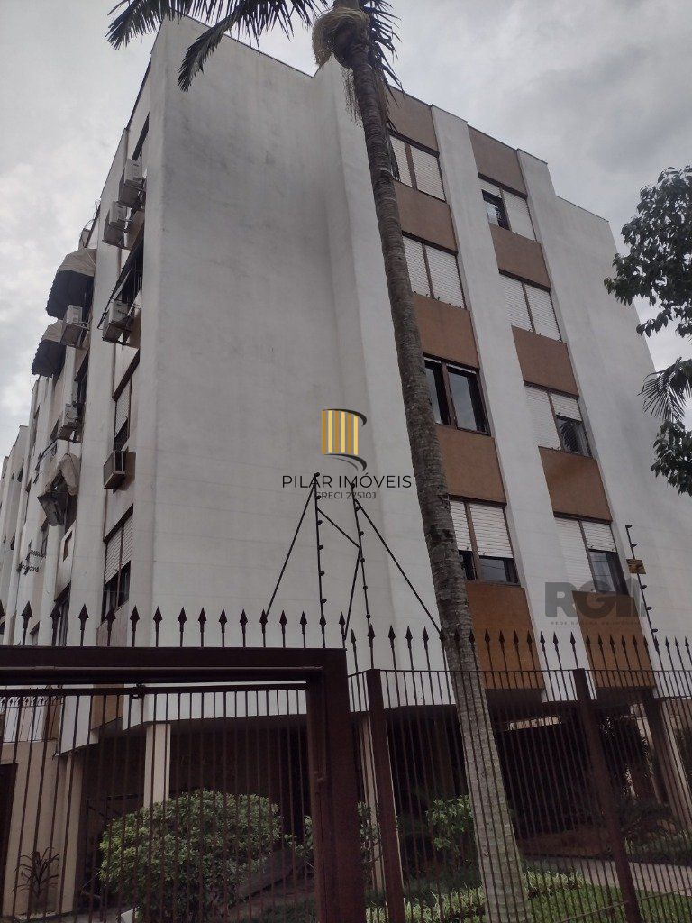 APTO 02 DORM , 01 VAGA , ELEVADOR , DEPENDENCIA , CHURRASQUEIRA