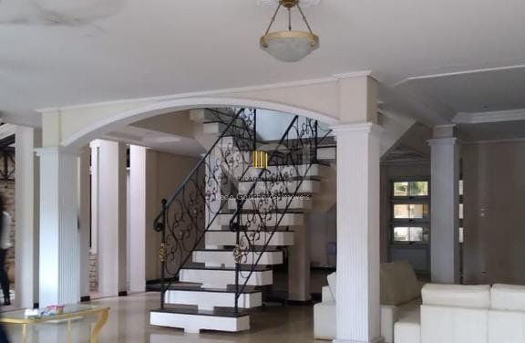 Casa para Venda - 840m², 7 dormitórios, sendo 2 suites, 5 vagas - Marechal Rondon