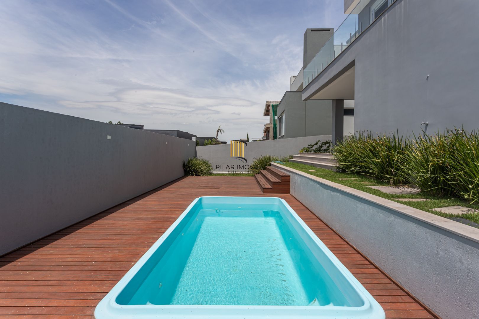 Casa de Condomínio 4 dormitórios no bairro Vila Nova