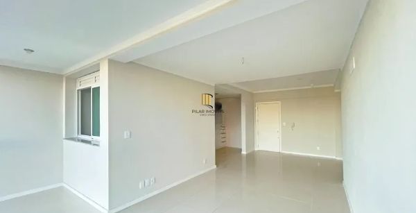 Apartamento no bairro Vila Ipiranga de 2 dormitórios e 2 vagas