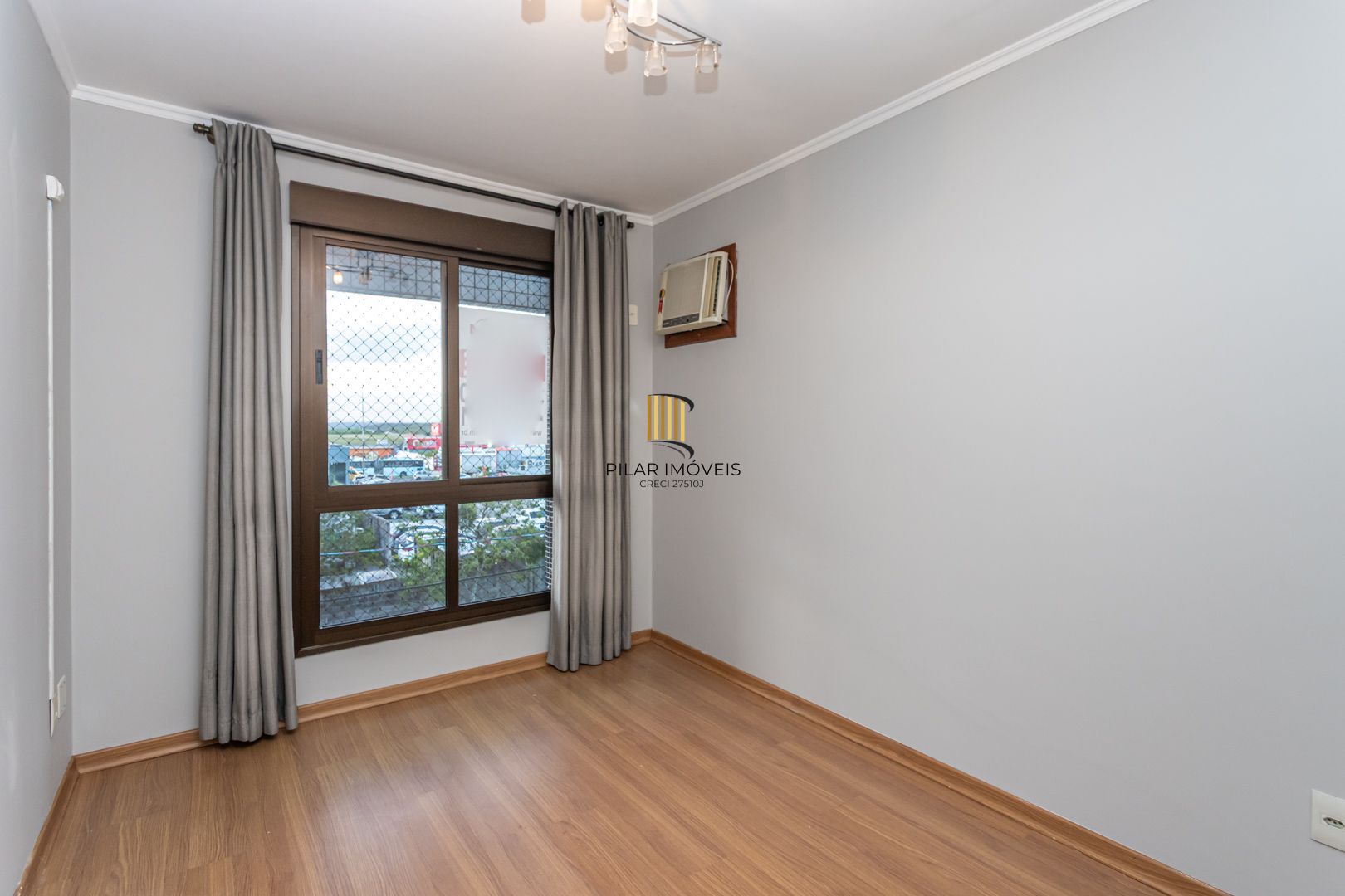 Apartamento 2 dormitórios no bairro São Sebastião