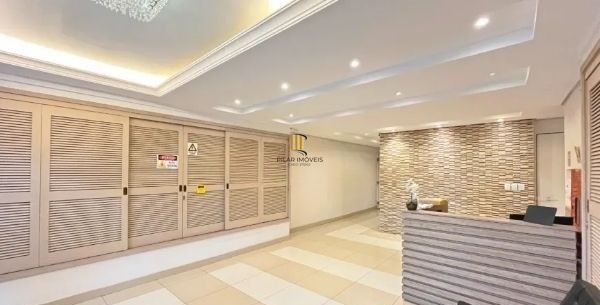 Apartamento no bairro Vila Ipiranga de 2 dormitórios e 2 vagas