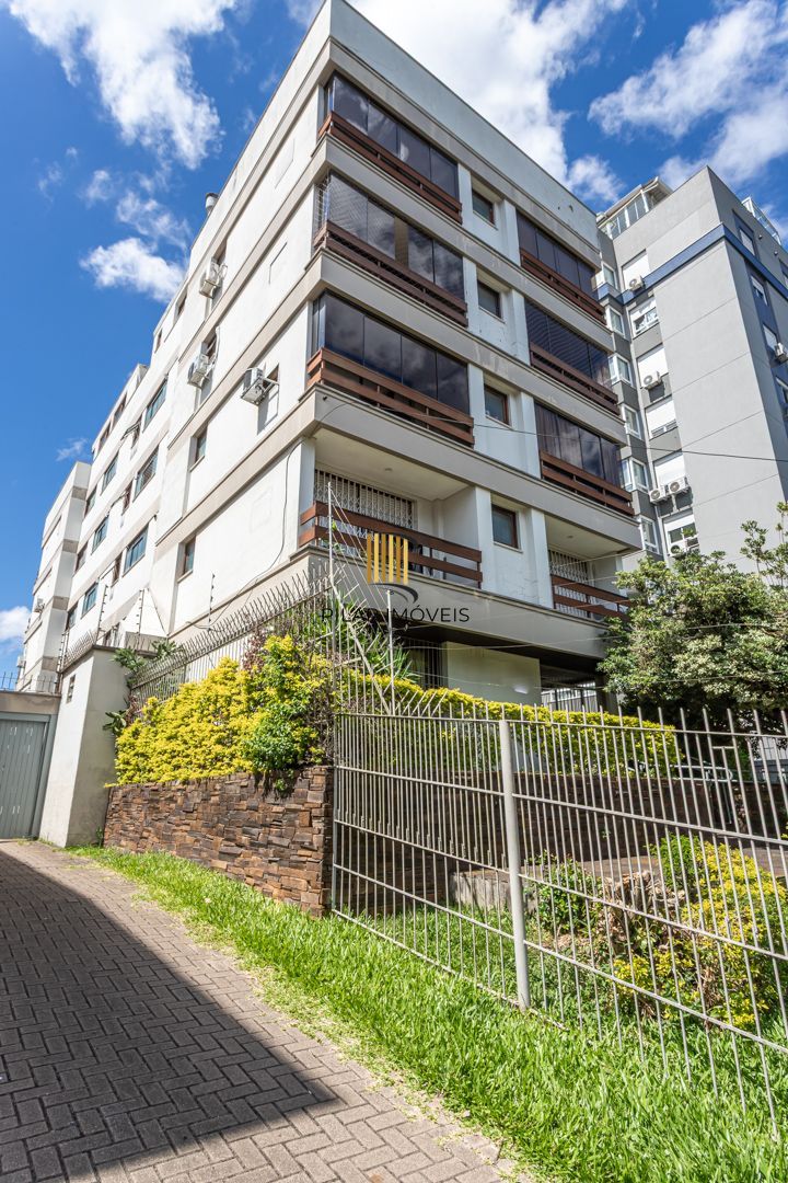 Cobertura no bairro Petrópolis de 3 dormitórios terraço e 2 vagas