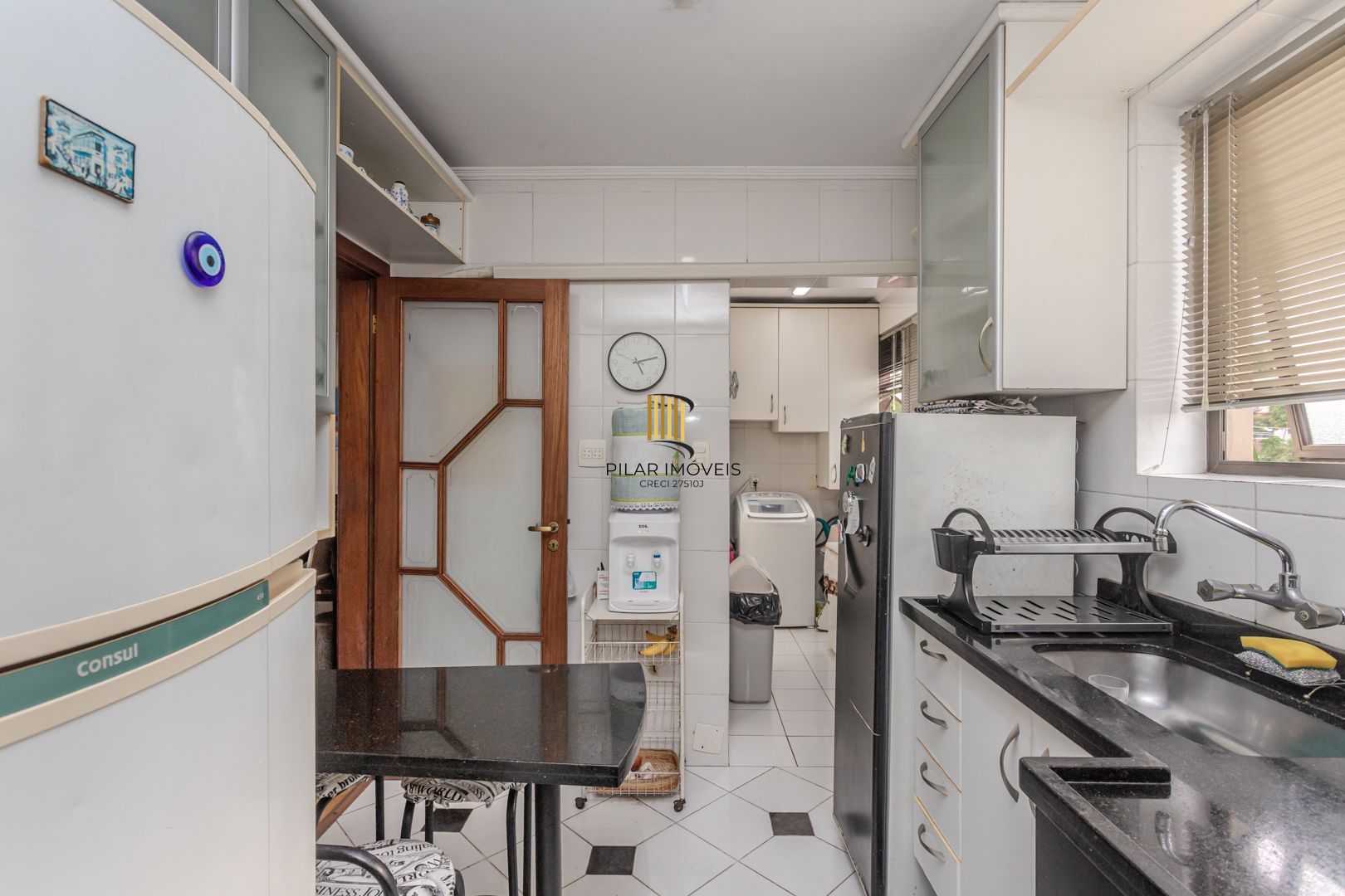 Cobertura no Menino Deus de 3 dormitórios e vaga