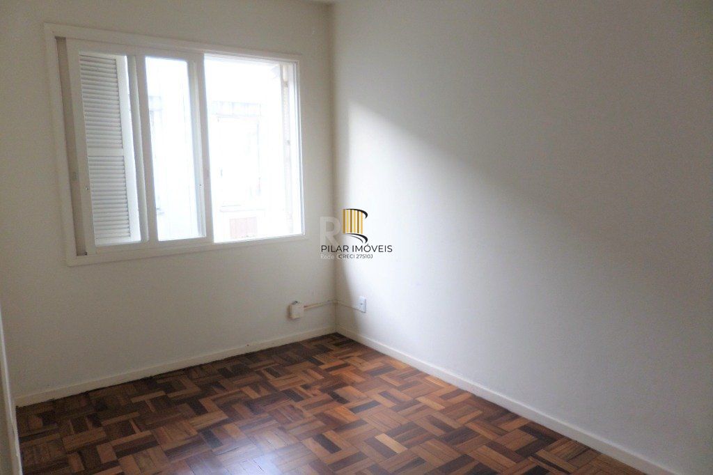 Apartamento no bairro santa Cecília de 2 dormitórios desocupado