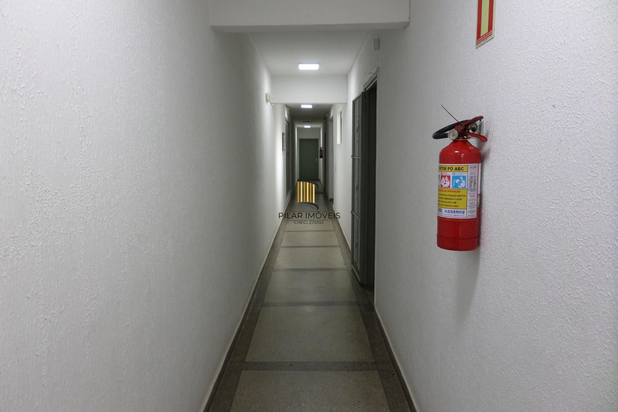 Apartamento no bairro Santa Cecilia de 1 dormitório DESOCUPADO