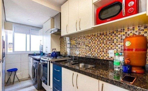Apartamento no Partenon de 1 dormitório e vaga