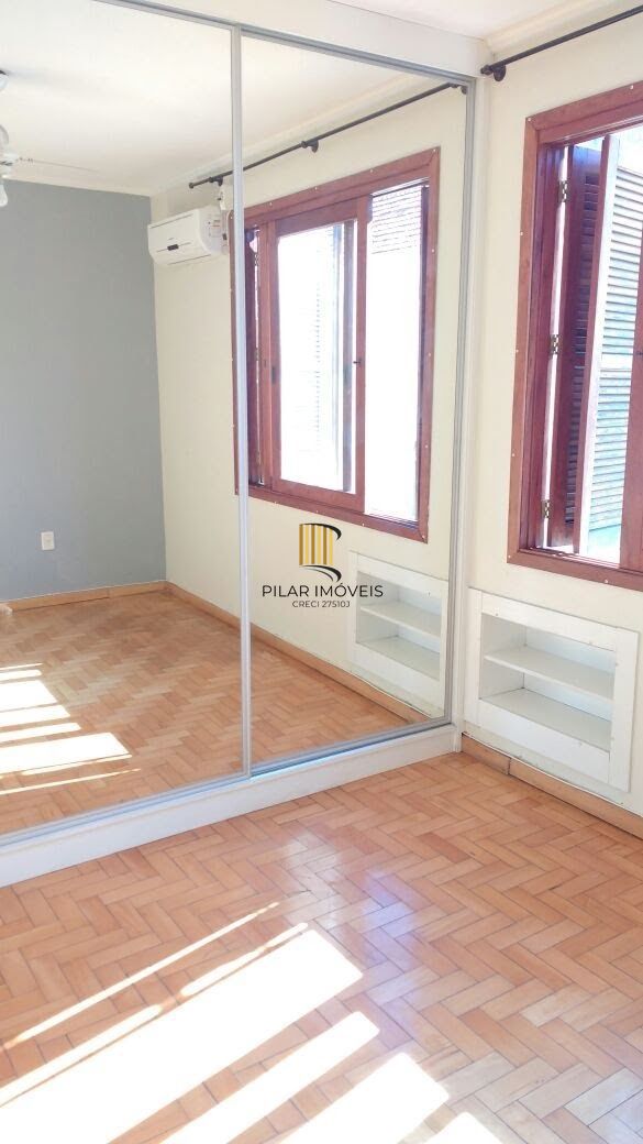Apartamento de 2 dormitórios no bairro Santana