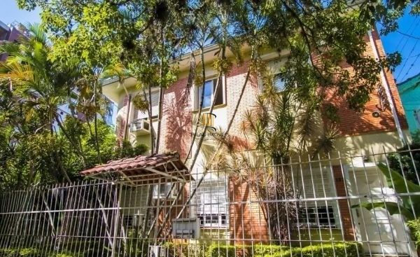 Casa sobrado no Petrópolis com 7 dormitórios e 4 vagas - Pilar Imóveis