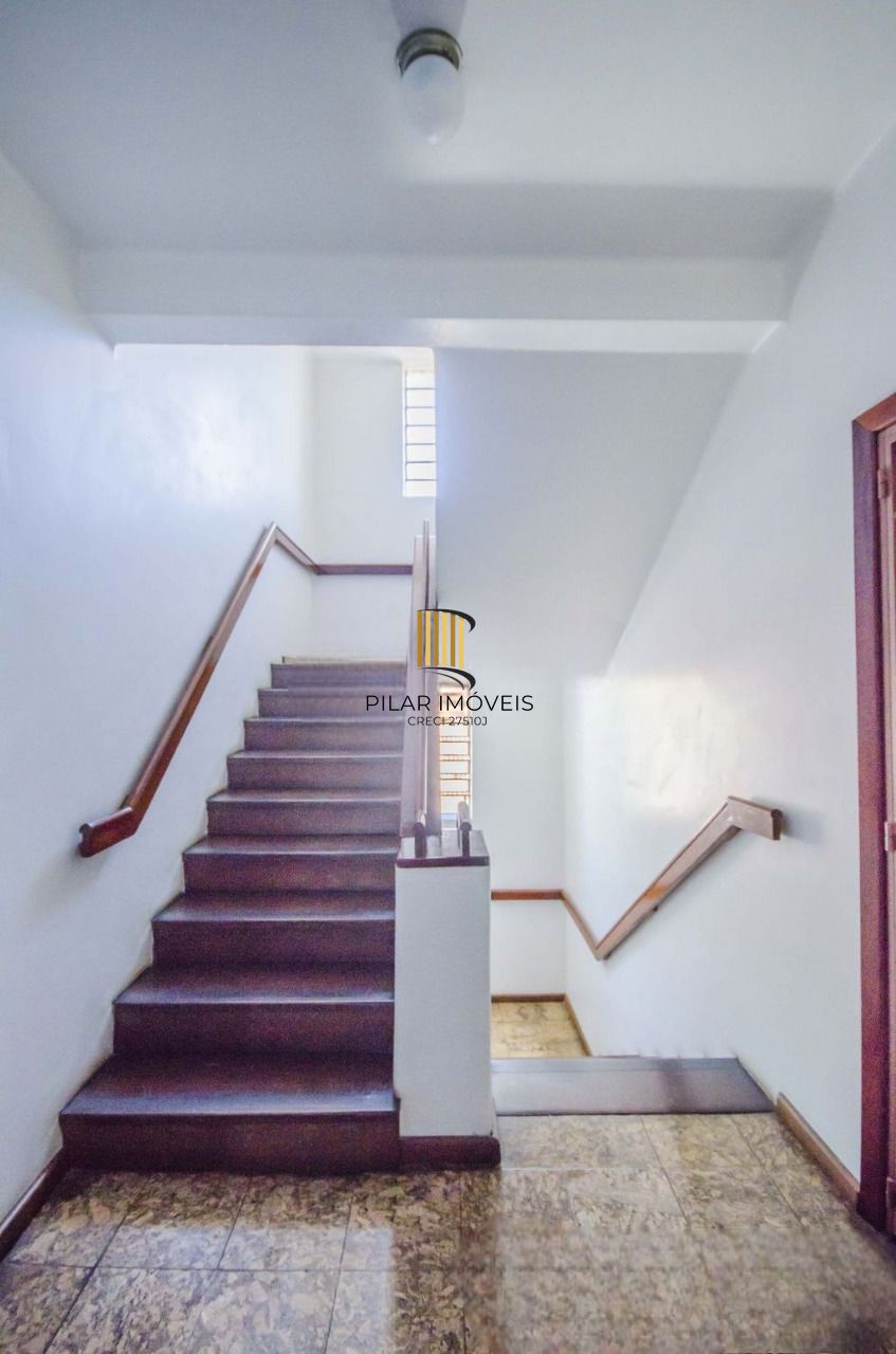 Apartamento na Avenida Protásio Alves