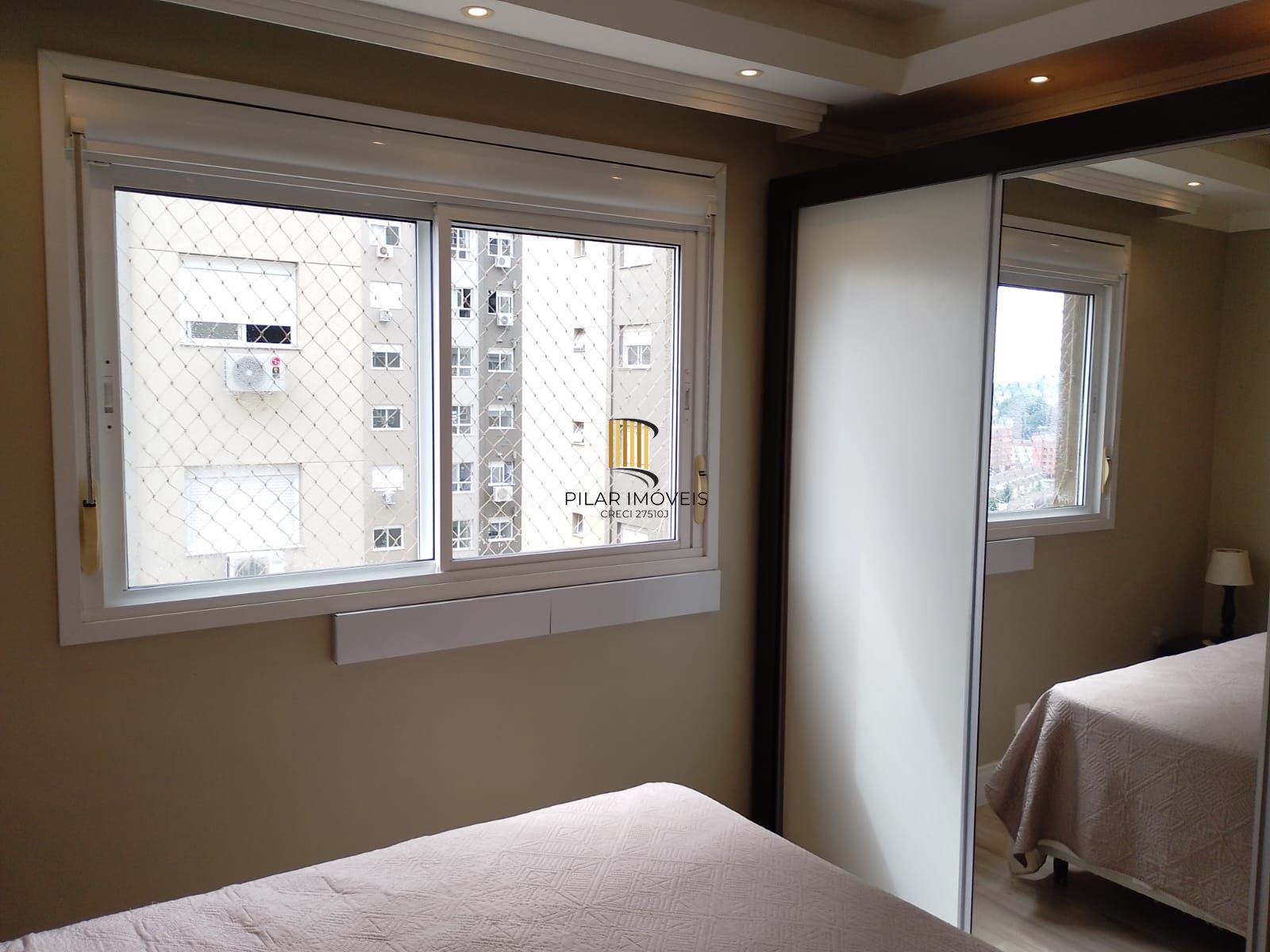 Apartamento 3 dormitórios no bairro Jardim Carvalho