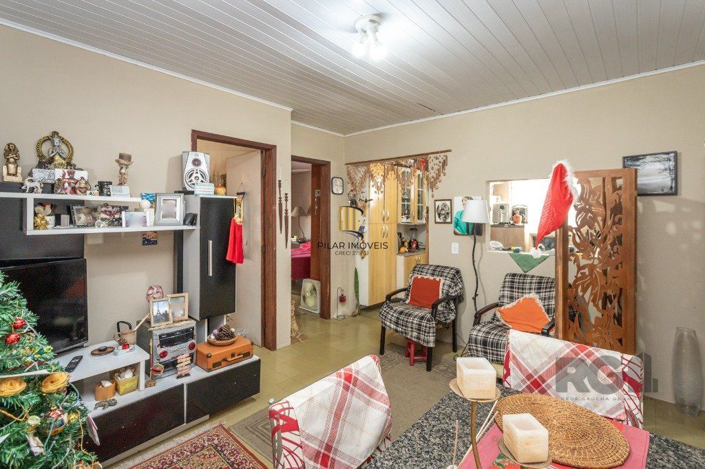 CASA COMERCIAL E RESIDENCIAL NO MIOLO DO BAIRRO SANTANA