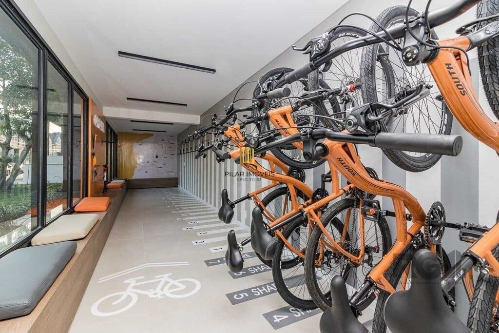 Apartamento no bairro Azenha 1 dormitório 1 vaga - Azenha