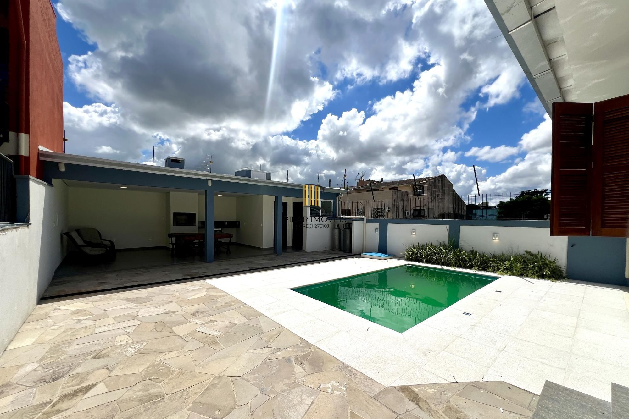 Casa 3 dormitórios no bairro Jardim Europa