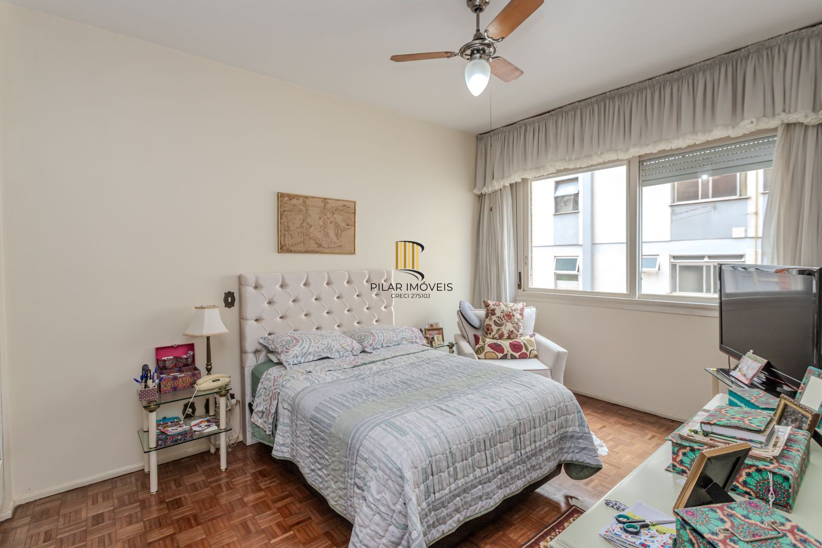 oportunidade, 217m² privativos, 2 vagas e depósito. Apenas R$ 880 mil