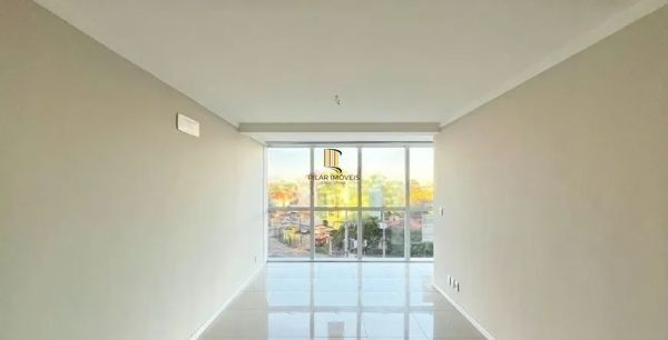 Apartamento no bairro Vila Ipiranga de 2 dormitórios e 2 vagas